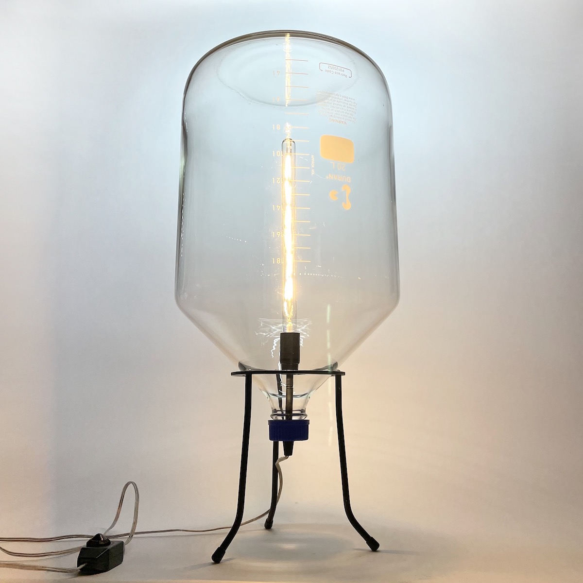 Driepootlamp 20L